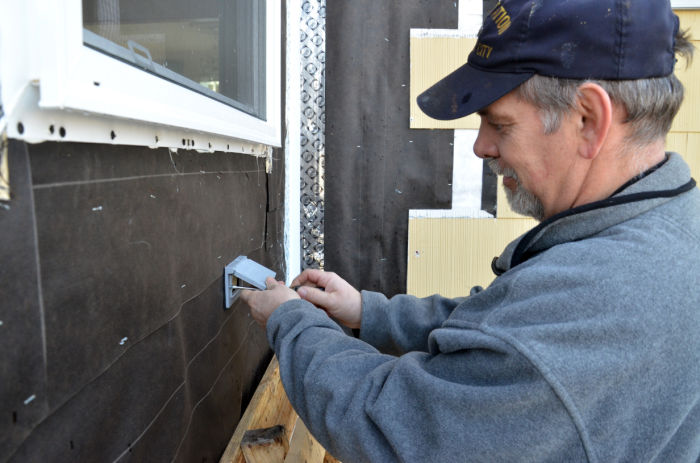 Helping Neighbors